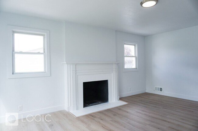 Building Photo - 171 E 3000 S
