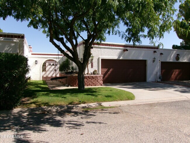 Primary Photo - 246 Casas Bella Ln