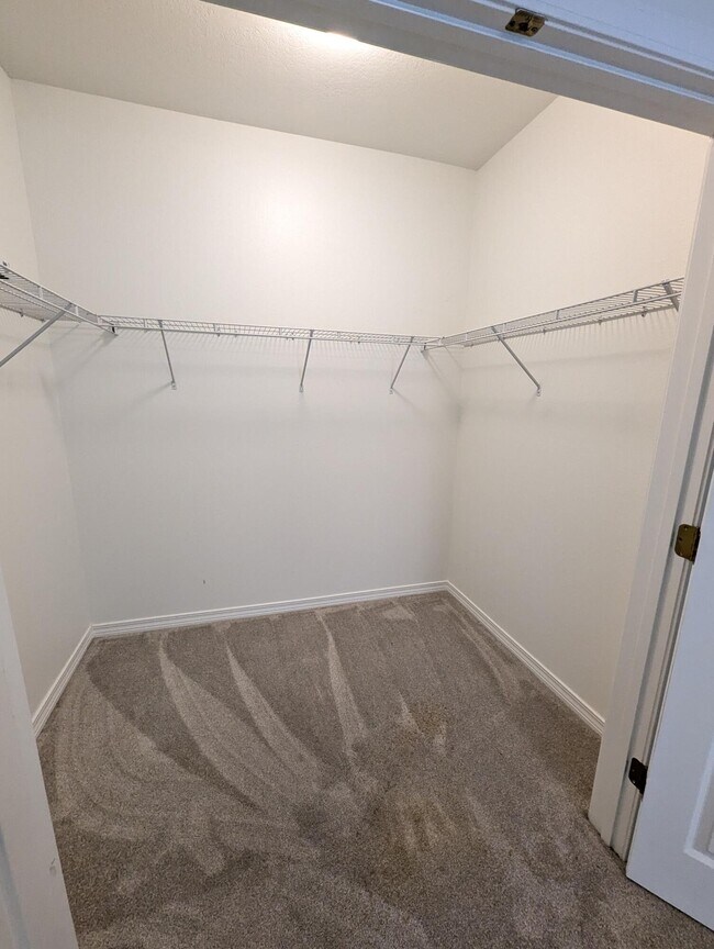 Building Photo - 1537 Bentley Cir