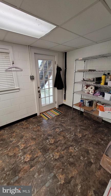 Building Photo - 557 Bellview Ave