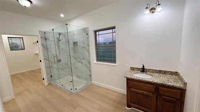 Building Photo - 5673 Solana Ranch Rd