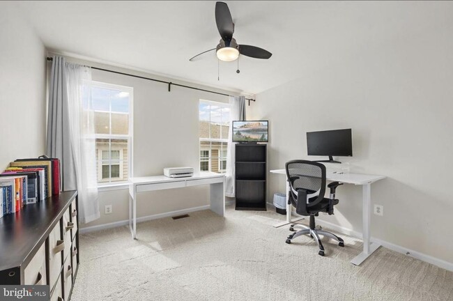 Building Photo - 14738 Mason Creek Cir