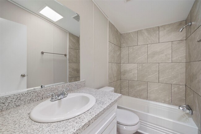 Building Photo - 16333 Lone Corral Ct