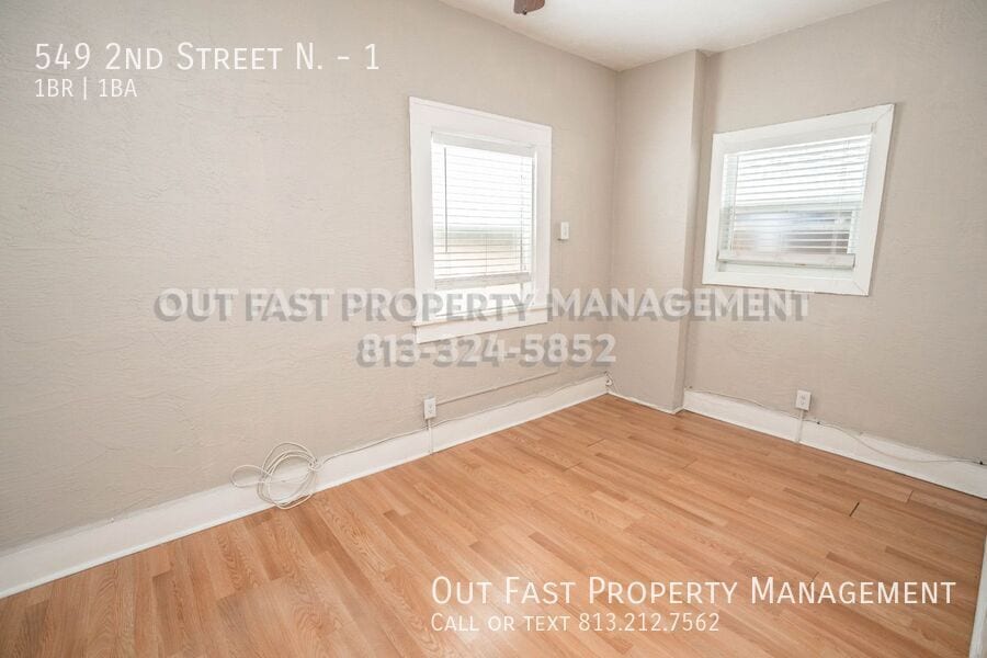 Building Photo - 549 2nd St N