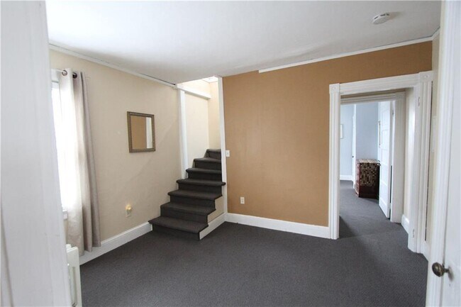 Building Photo - 28 Mcallister St