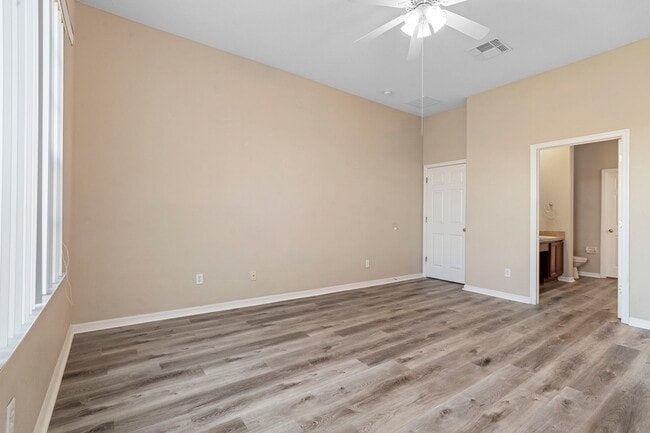 Building Photo - 2731 Sand Arbor Cir