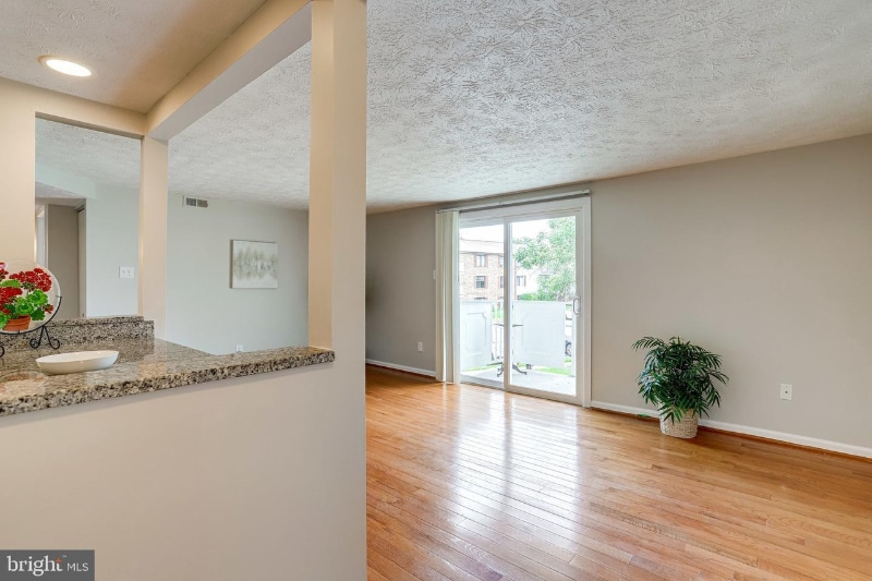 Building Photo - 8385 Brockham Dr