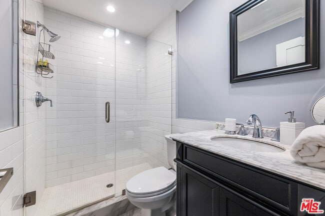 Building Photo - 5215 Balboa Blvd