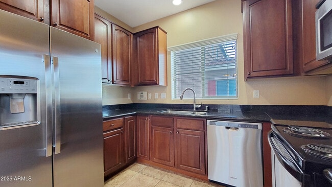 Building Photo - 2515 N 148th Dr