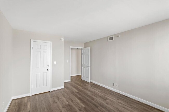 Building Photo - 3525 Sage Rd
