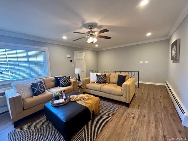 Building Photo - 475 Little East Neck Rd