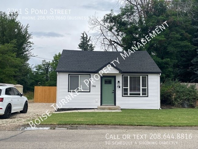 Building Photo - 2701 S Pond St