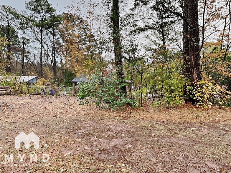 Building Photo - 8133 Puckett St SW