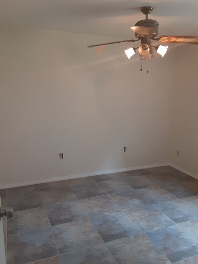 Building Photo - ACCEPTED APPLICATION