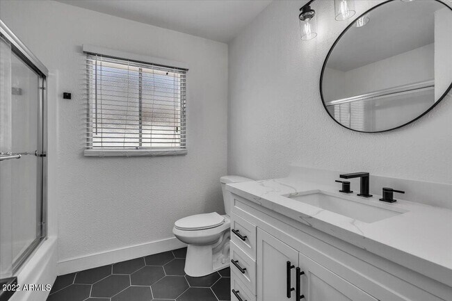 Building Photo - 8207 E Montebello Ave