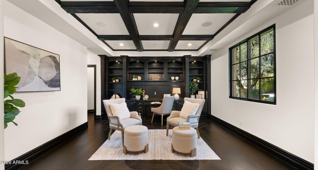 Building Photo - 8501 N Golf Dr