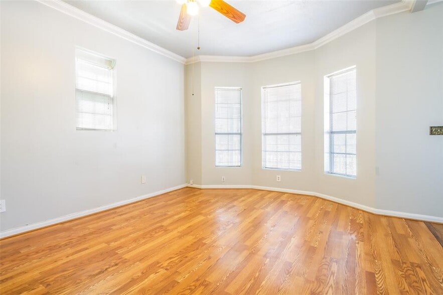 Living room - 2505 Austin St