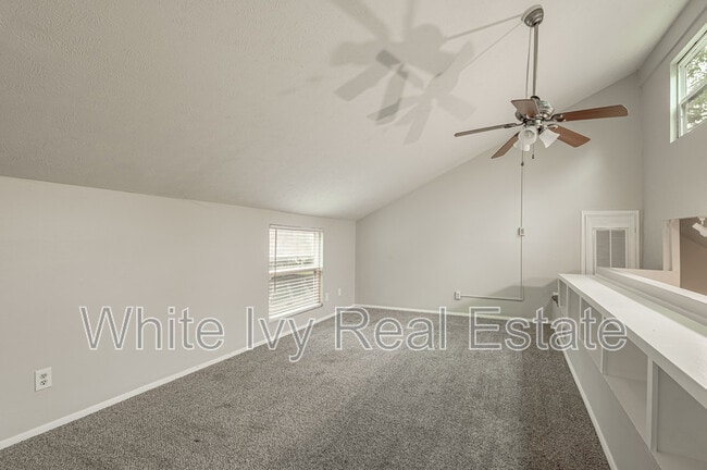Building Photo - 26620 Primrose Ct