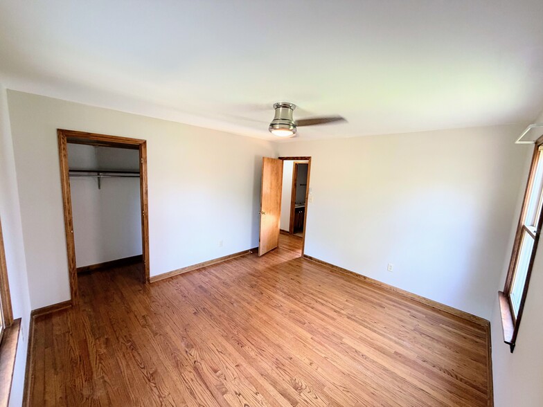 Guest Bedroom 1 - 1195 Tirzah Rd
