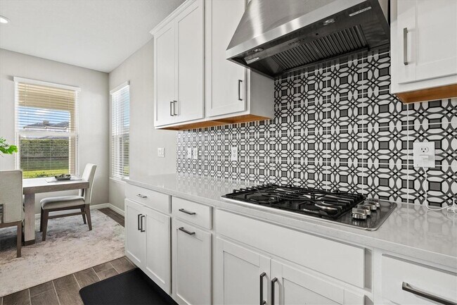 Building Photo - 9312 Tequila Sunrise Dr