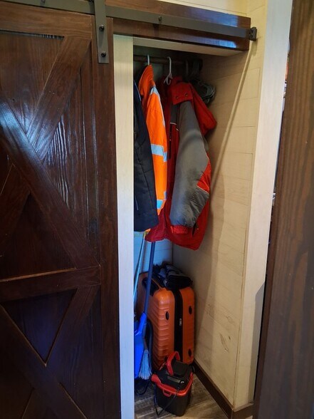 Building Photo - 31 Rest Awhile Ln