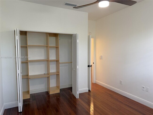 Building Photo - 55 Ocean Ln Dr