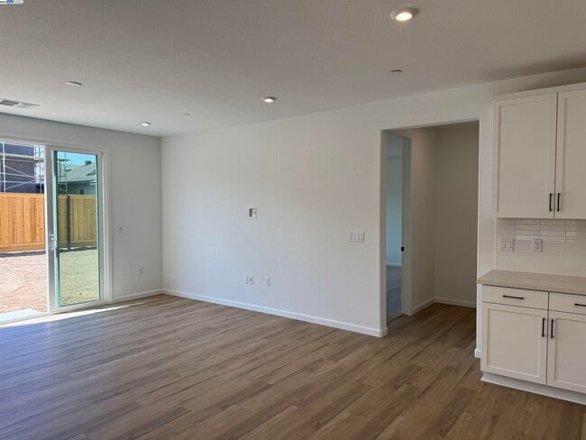 Building Photo - 3040 Red Canard Wy