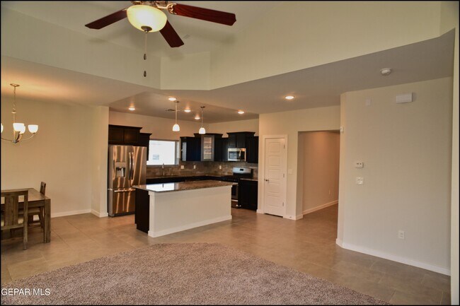 Building Photo - 6980 White Mesquite Wy