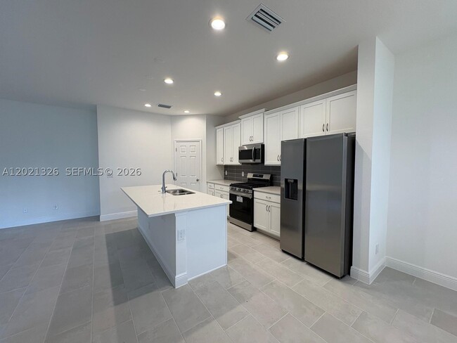 Building Photo - 366 Switchgrass Lp