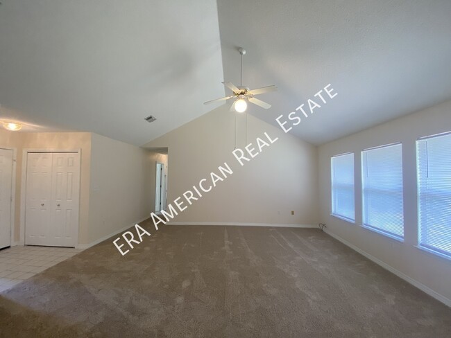 Building Photo - 7468 Woodmont Rd