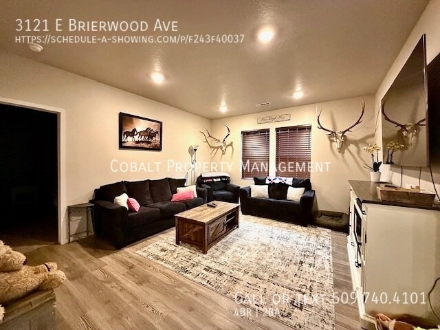 Building Photo - 3121 E Brierwood Ave