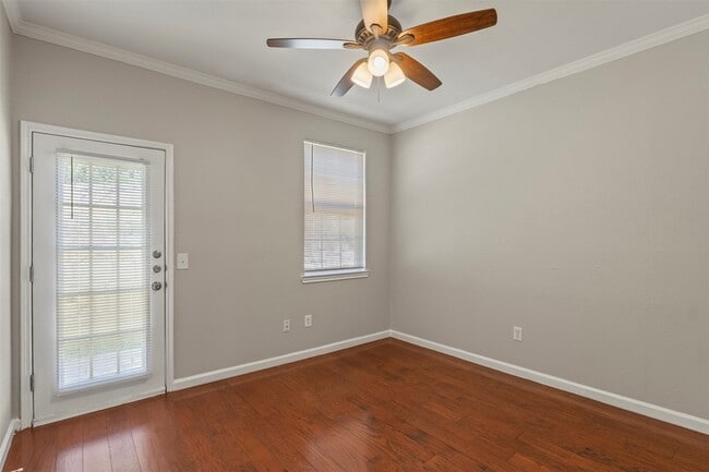 Building Photo - 8015 Ederville Cir