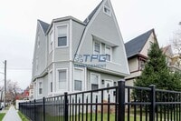 Building Photo - 211 Park Ave