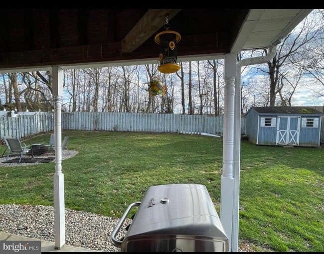 Building Photo - 2019 Chatham Dr