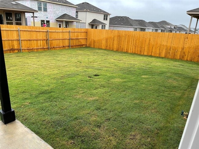 Building Photo - 105 Onna St