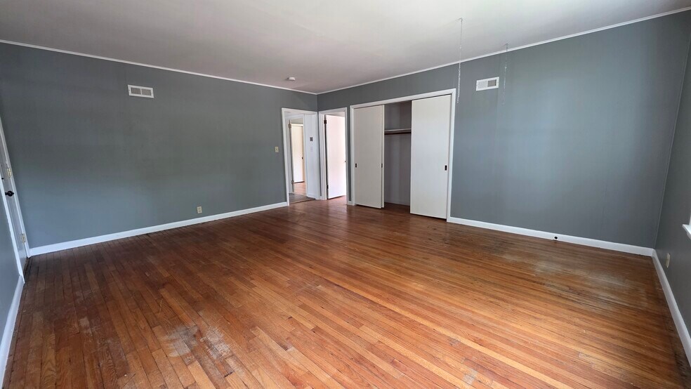 Living room - 1817 E Ave NE