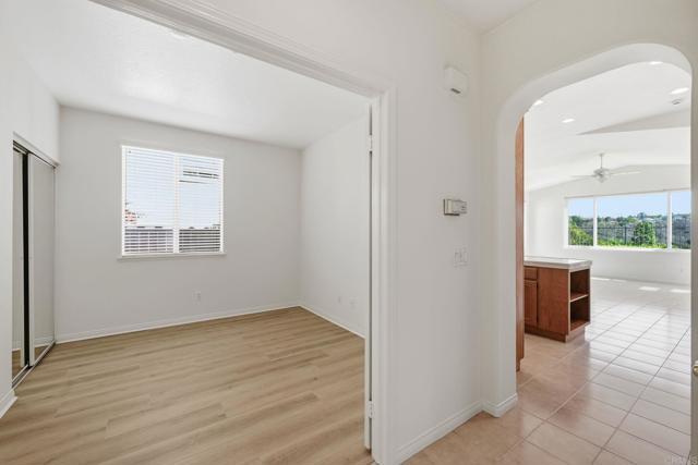 Building Photo - 1359 Sparrow Rd