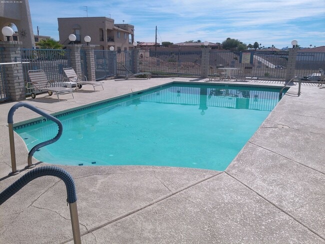 Building Photo - 1775 Bimini Ln