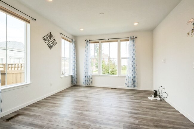 Building Photo - 541 Byrd Aly