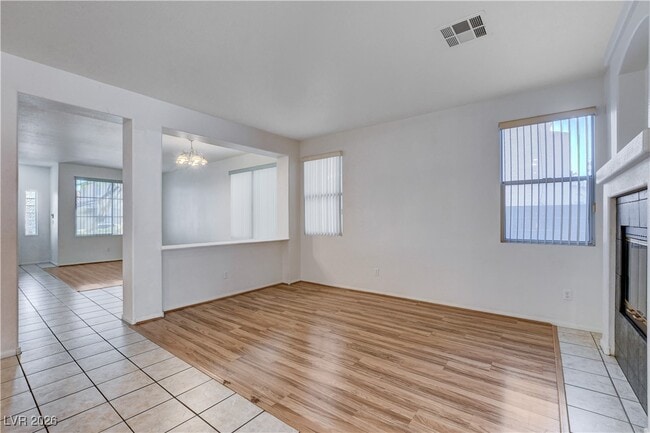 Building Photo - 3737 Ocean Waters St