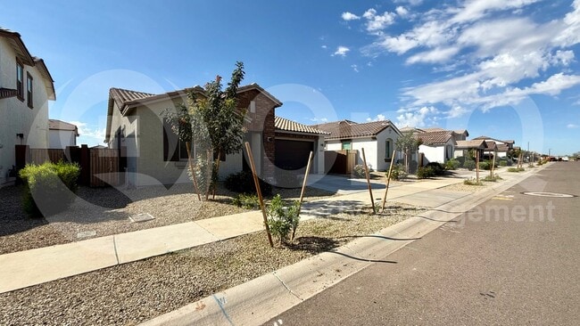 Building Photo - 14765 W Sand Hills Rd