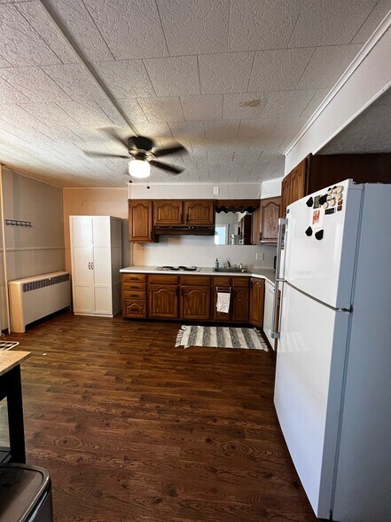 Building Photo - 1419 Market St