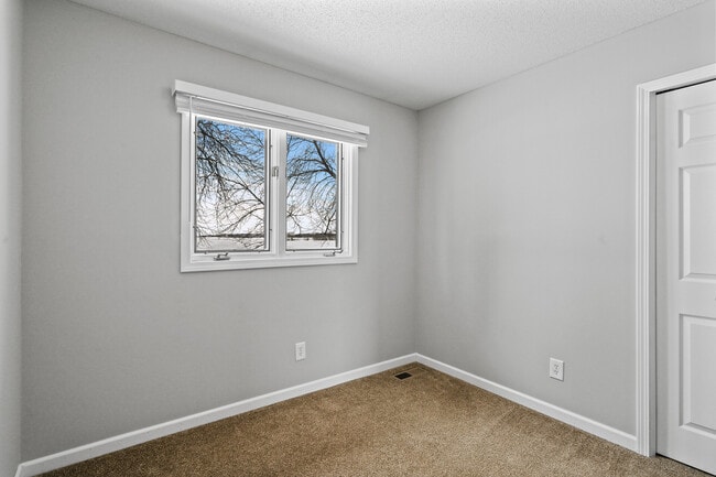 Building Photo - 9402 65th St NE