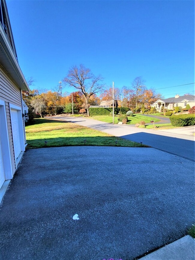Building Photo - ****Cumberland Single Family – $2,795****