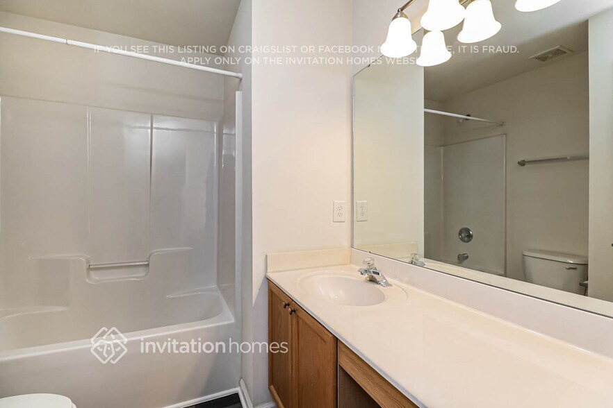 Building Photo - 8830 Hadco Ln