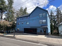 Building Photo - 701 Molalla Ave