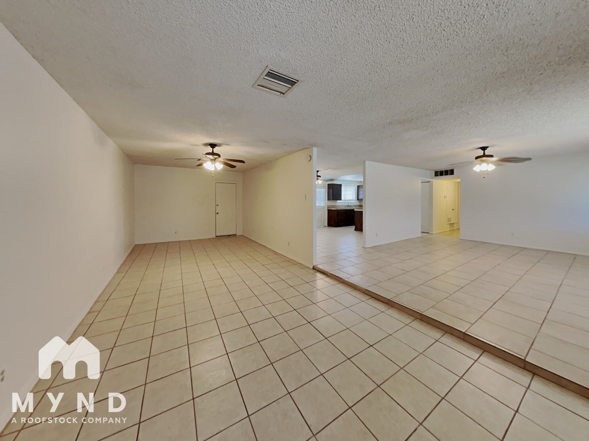 Building Photo - 5619 N 61st Cir