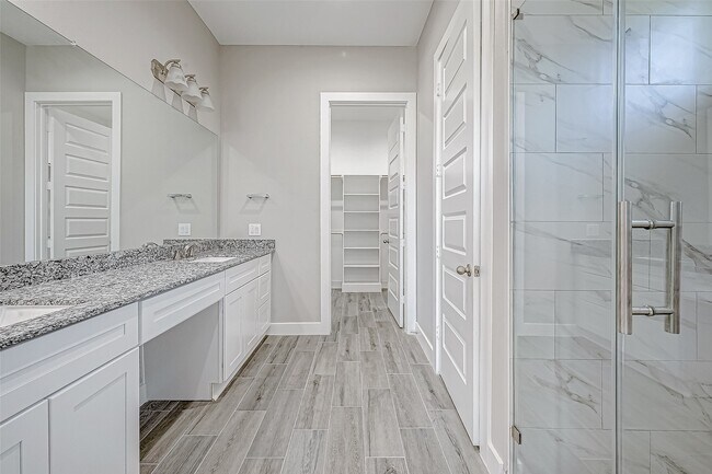 Building Photo - 3639 Needville Ave