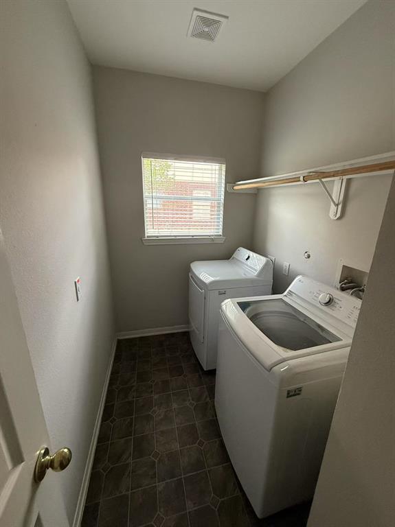 Building Photo - 3826 Shire Valley Dr