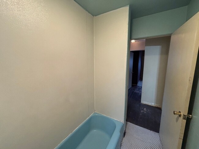 Building Photo - COMING SOON! This is a Lease-to-Own – Not ...